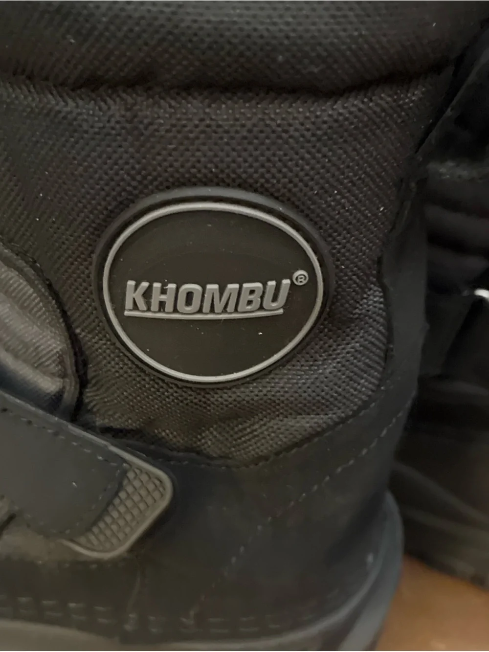 Khombu Kids Youth Waterproof Winter Boots with Hook-and-Loop Strap 6M Black